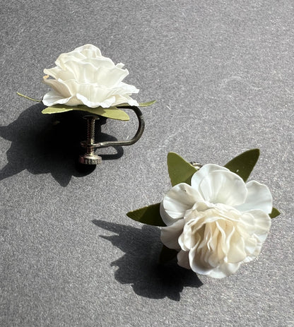 Little White Flower Celluloid Vintage Screw Clip Earrings