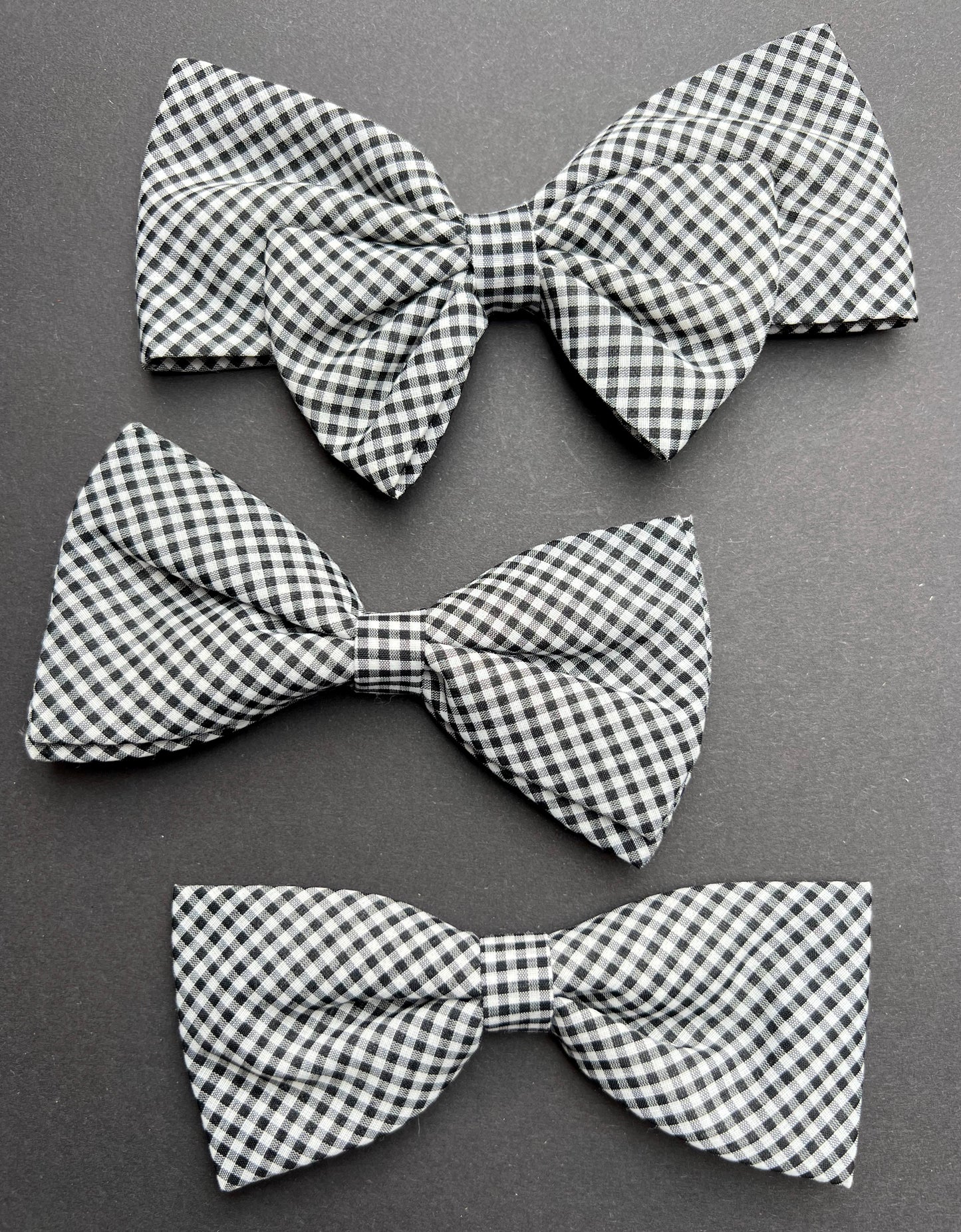 Black & White Gingham 1960s Oversized Hair Bow