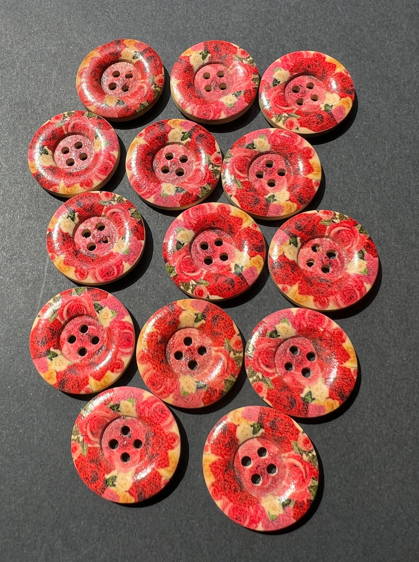 Job Lot of 14 Wooden Red Floral 2.5cm Buttons