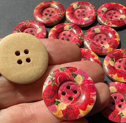 Job Lot of 14 Wooden Red Floral 2.5cm Buttons