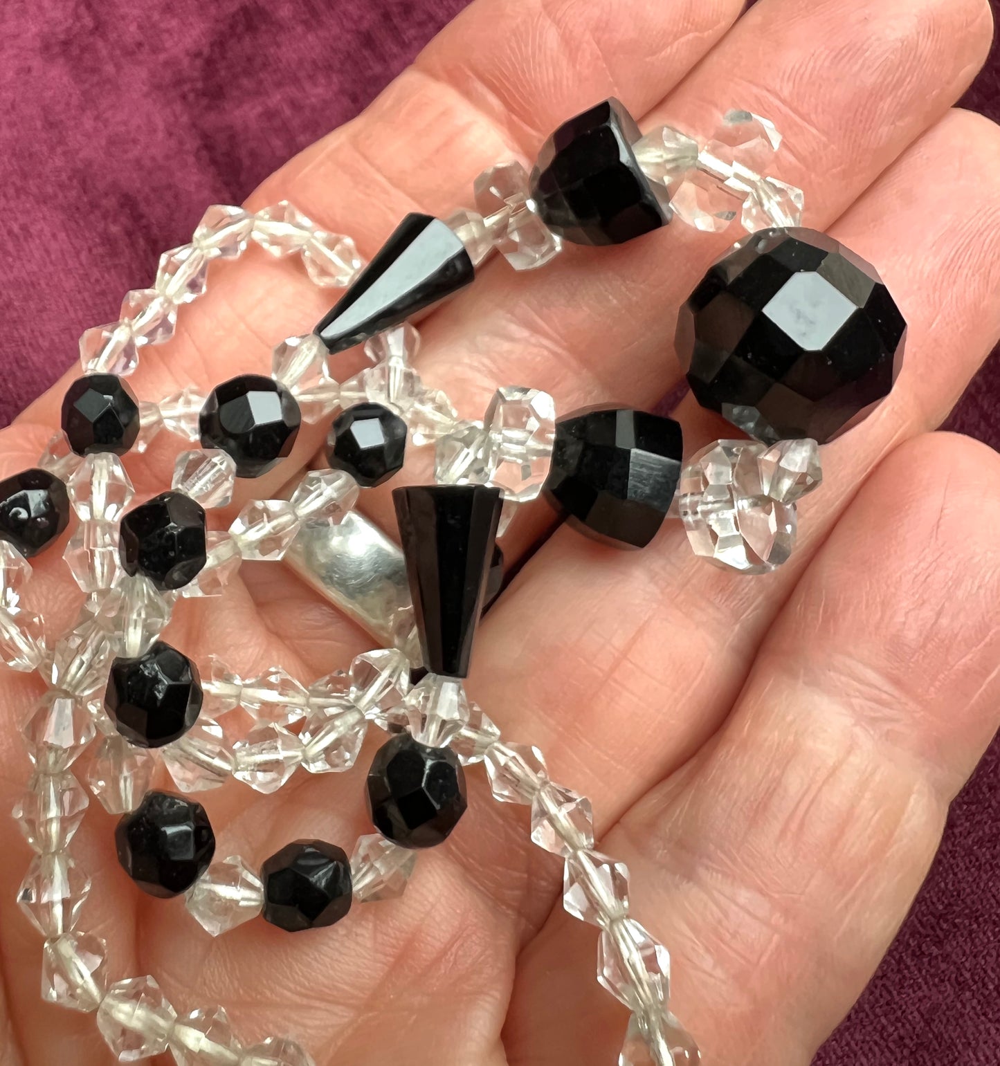 Czech Deco 1920s/30s Faceted Black and Clear Crystal Necklace 45cm/18"