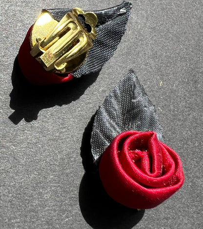 Pair Of Red Rose Vintage Clip On Earrings