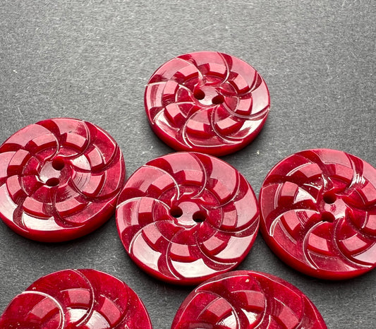 6 Dynamic Vintage Ruby Red 1.7cm  Buttons