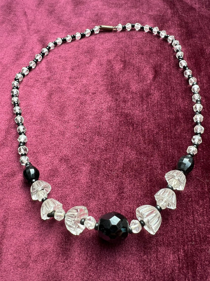 Delightful Deco 1920s/30s Faceted Black Glass Bead and Crystal Necklace  18"/43cm
