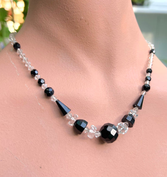 Czech Deco 1920s/30s Faceted Black and Clear Crystal Necklace 45cm/18"