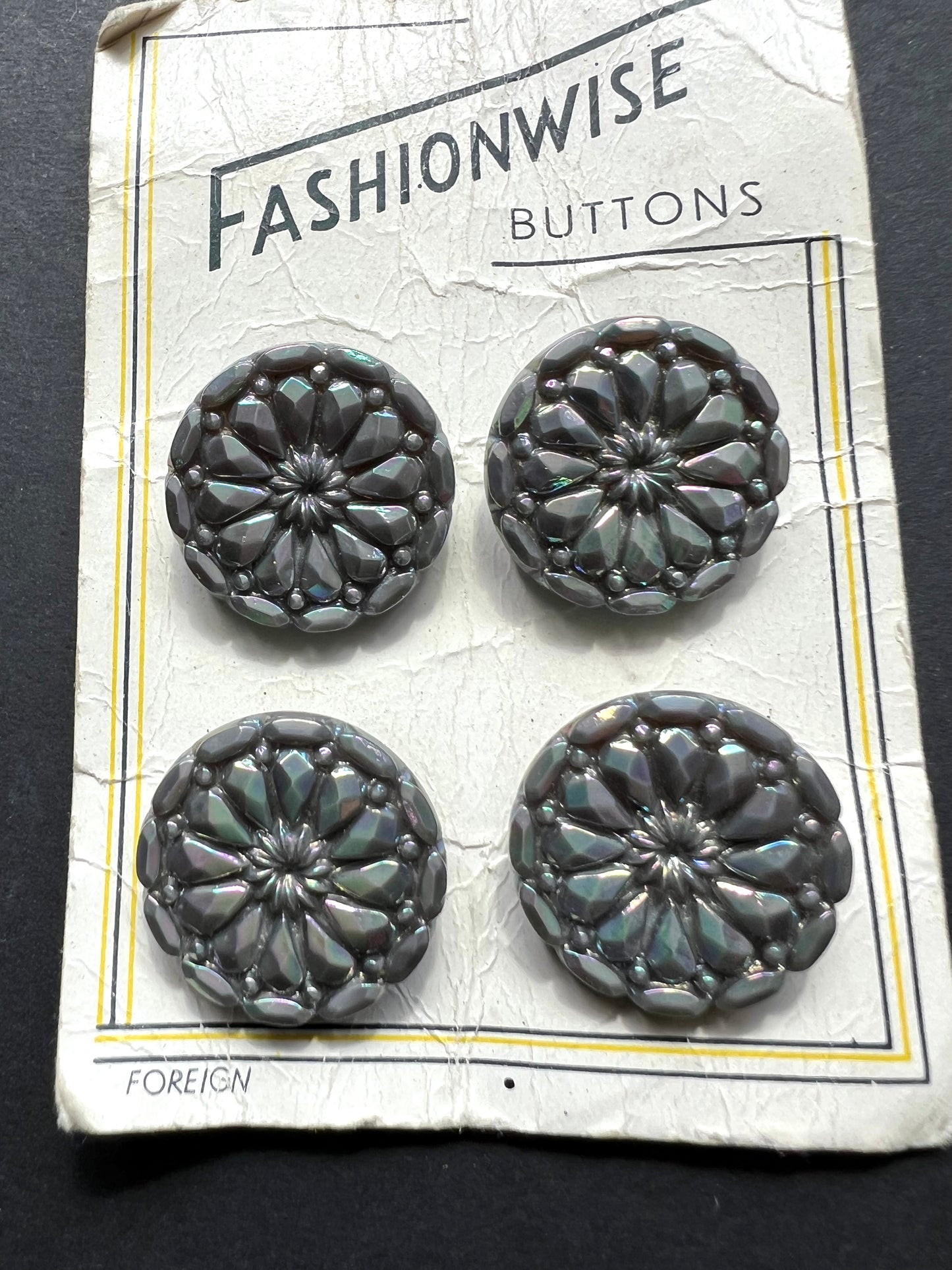 4 Iridescent Pressed Glass Vintage 2.2cm Buttons