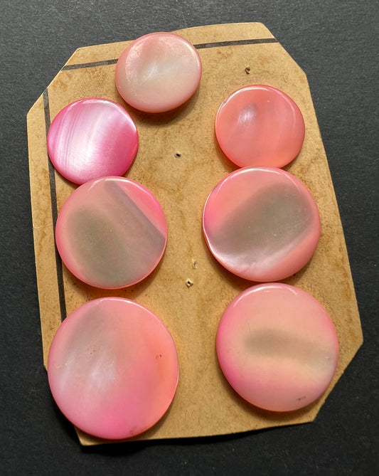 7 Vintage Pink Dyed Mother of Pearl Buttons