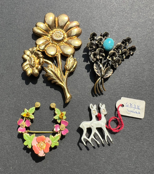 4   Happy Vintage Brooches (Slightly Worn)