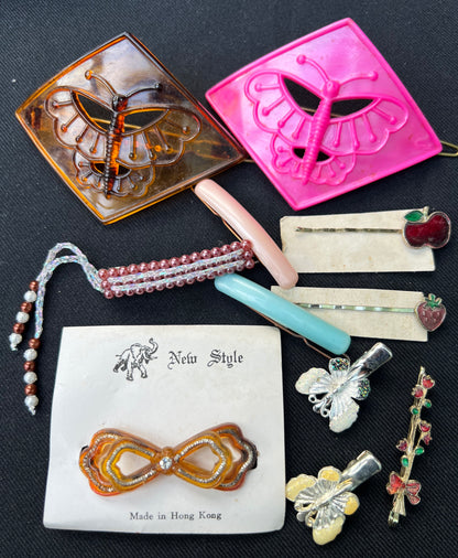 Job Lot of 25 Vintage Multicoloured Hair Clips