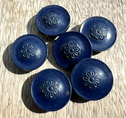 6 Sweet Little Blue Flower 1.2cm Vintage Buttons