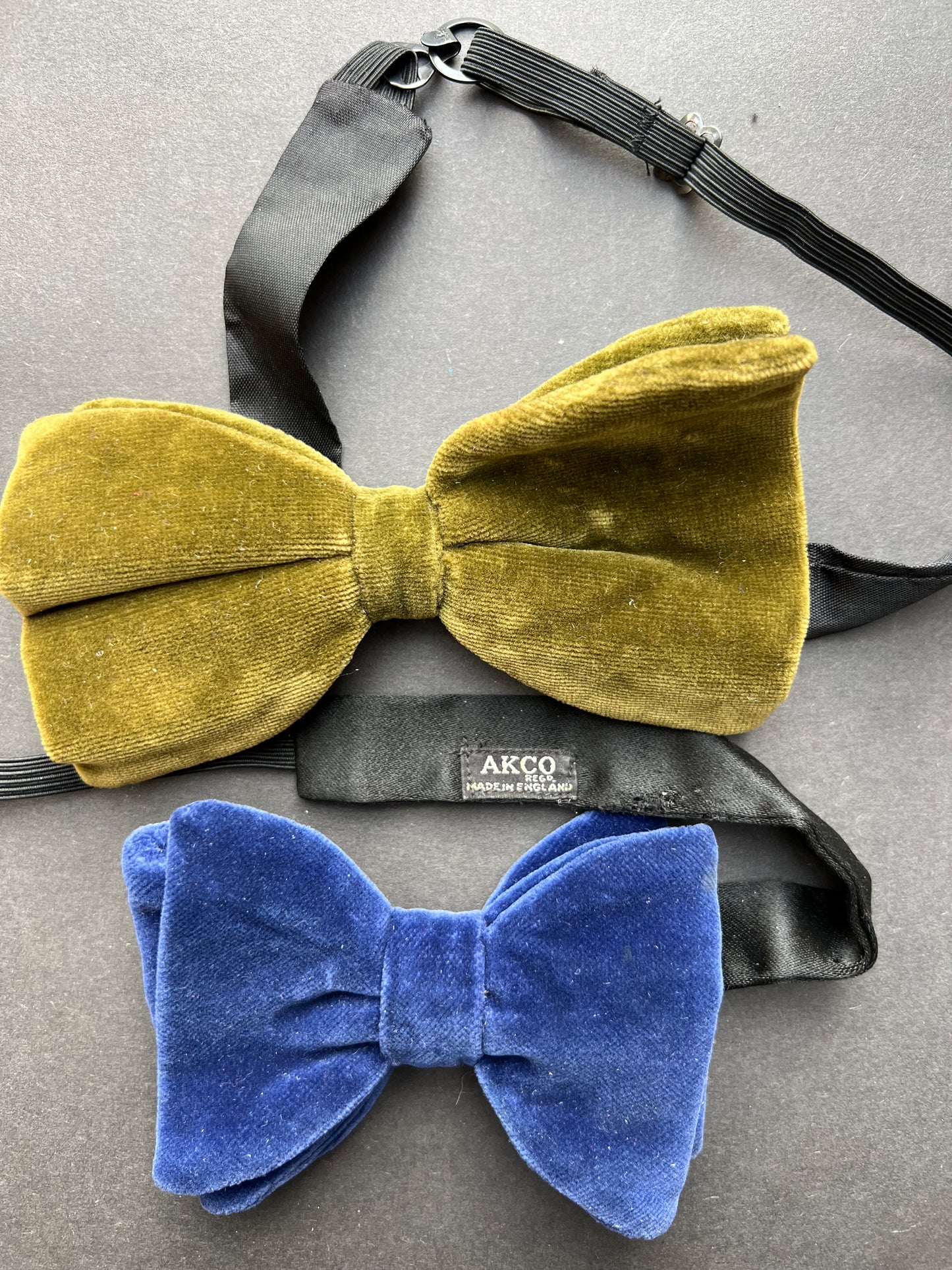 10 Vintage Velvet Bow Ties