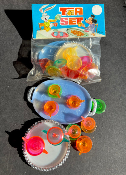 Fantastic 1950s Dolls TEA SET Mickey Mouse + Bugs Bunny on Header