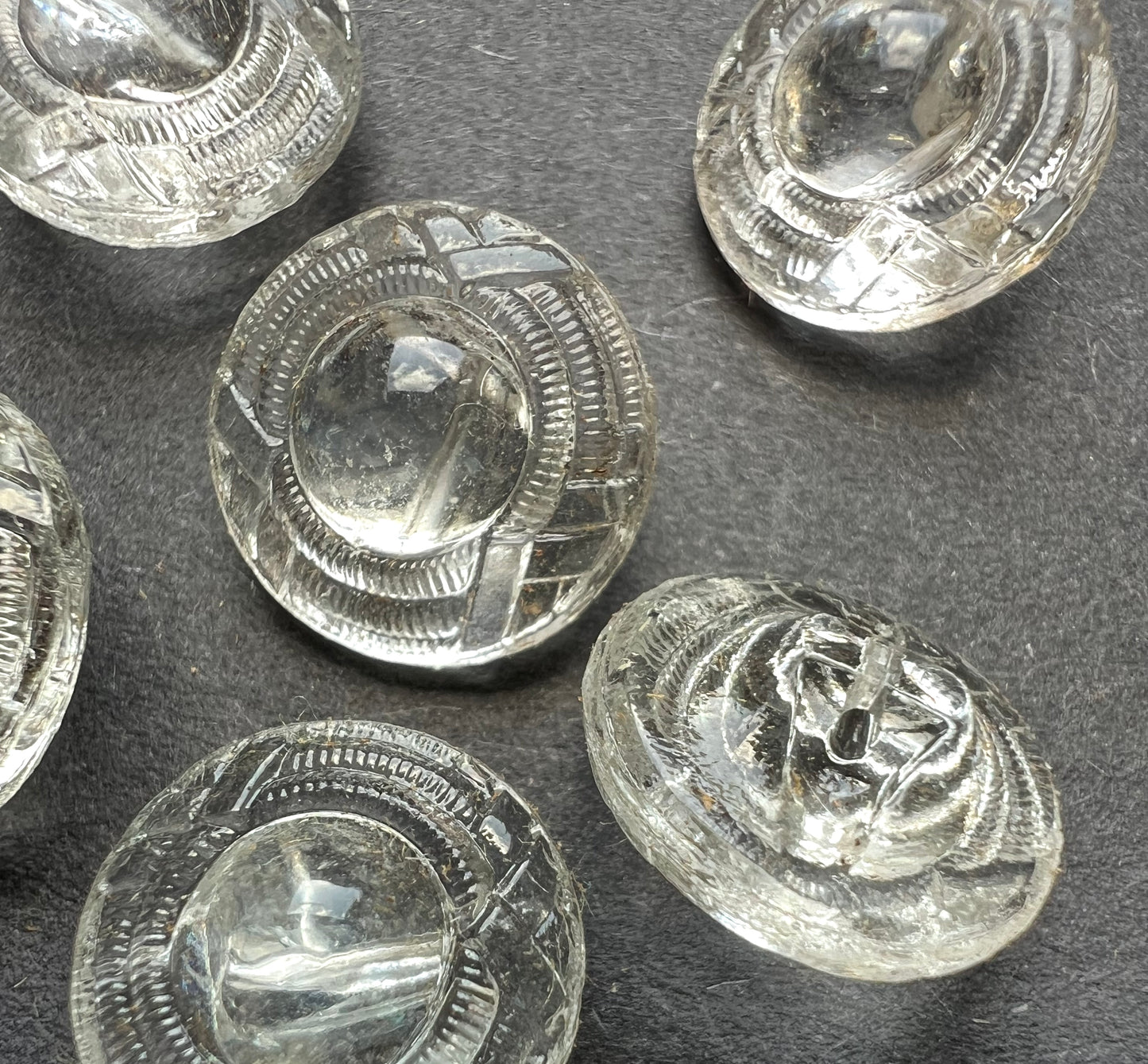 6 Glass 1940s Lovely Deco Design 1.4cm Buttons