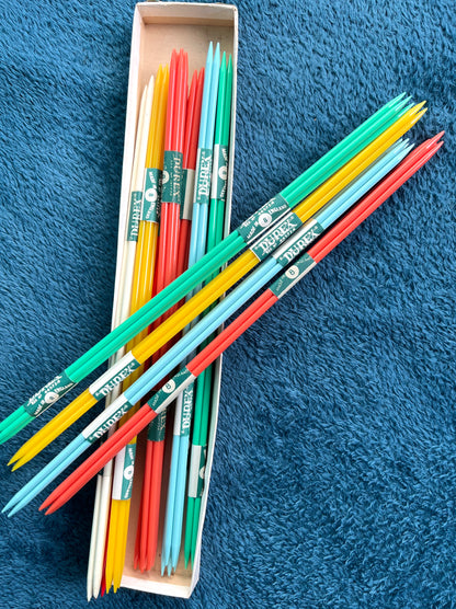 Box of 12 DUREX Gauge 8,  12" Double Pointed Knitting Needle Sets