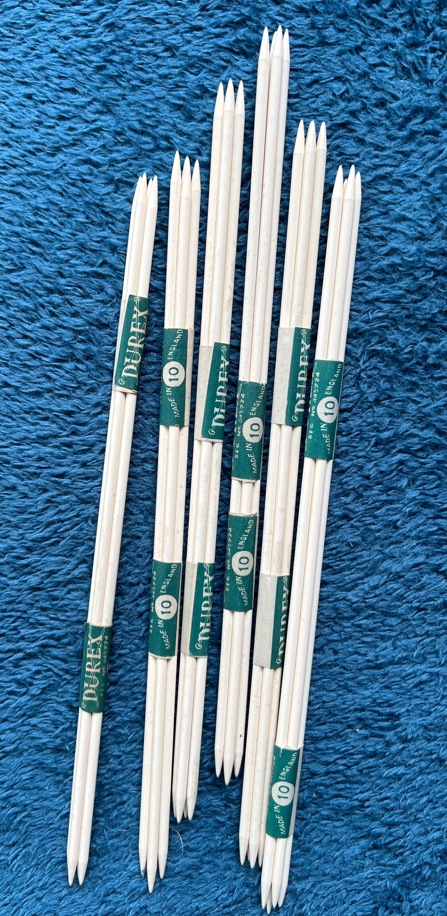 4 DUREX Gauge 10,  White 9" Double Pointed Knitting Needle Sets