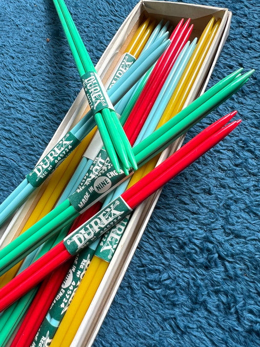 Box of 12 DUREX Gauge 9,  12" Double Pointed Knitting Needle Sets