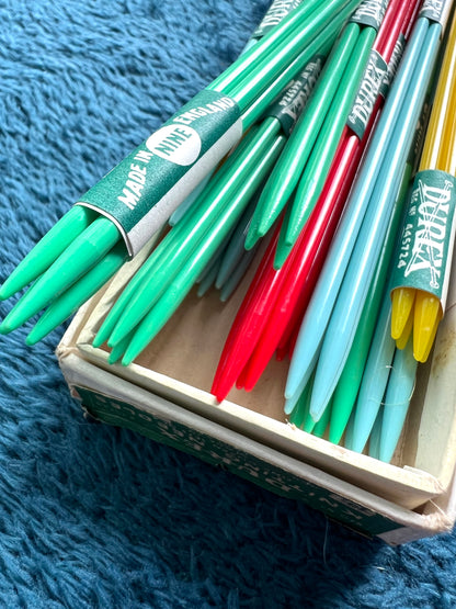 Box of 12 DUREX Gauge 9,  12" Double Pointed Knitting Needle Sets
