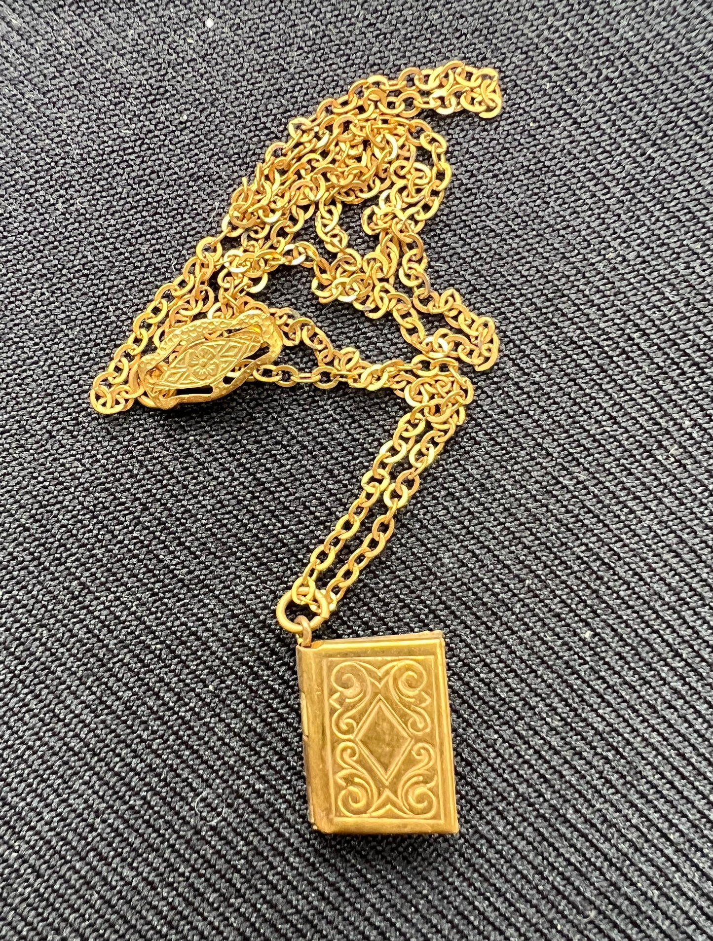 Tiny 1.4cm Vintage Locket containing The Lords Prayer