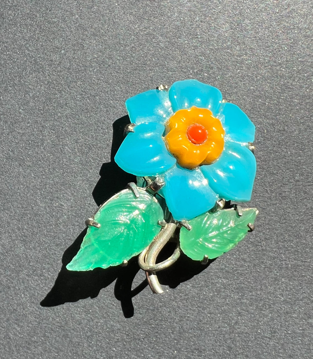 Gorgeous Vintage Glass Flower Dress Clip