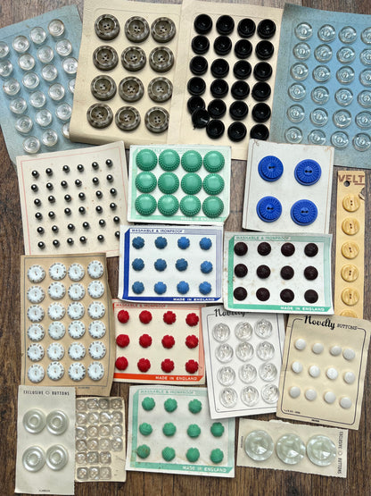 18 Sheets of Multicoloured Glass and Lucite Vintage Buttons (B)