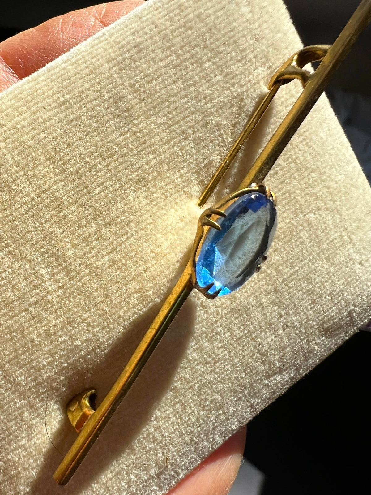 Gorgeous 1920s Cut Glass Turquoise or Blue Bar Brooch