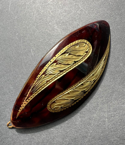 Dynamic French 1940s Tortoiseshell and Gold Hair Clip