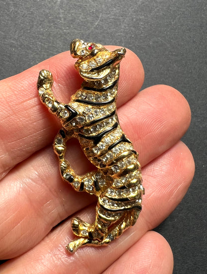 Sparkly 1980s Crystal Encrusted Tiger Brooch