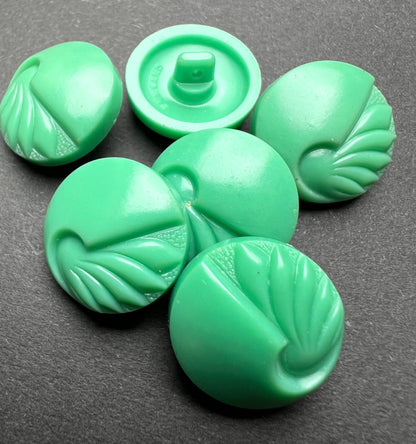 6 Green 1.8cm English 1940s VERY Deco Buttons