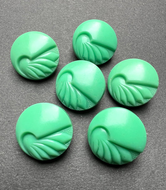 6 Green 1.8cm English 1940s VERY Deco Buttons
