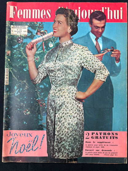 22nd December 1955 French Women's Magazine Femmes d'Aujourd'hui with Christmas Ideas.
