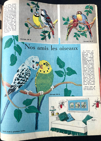 22nd December 1955 French Women's Magazine Femmes d'Aujourd'hui with Christmas Ideas.