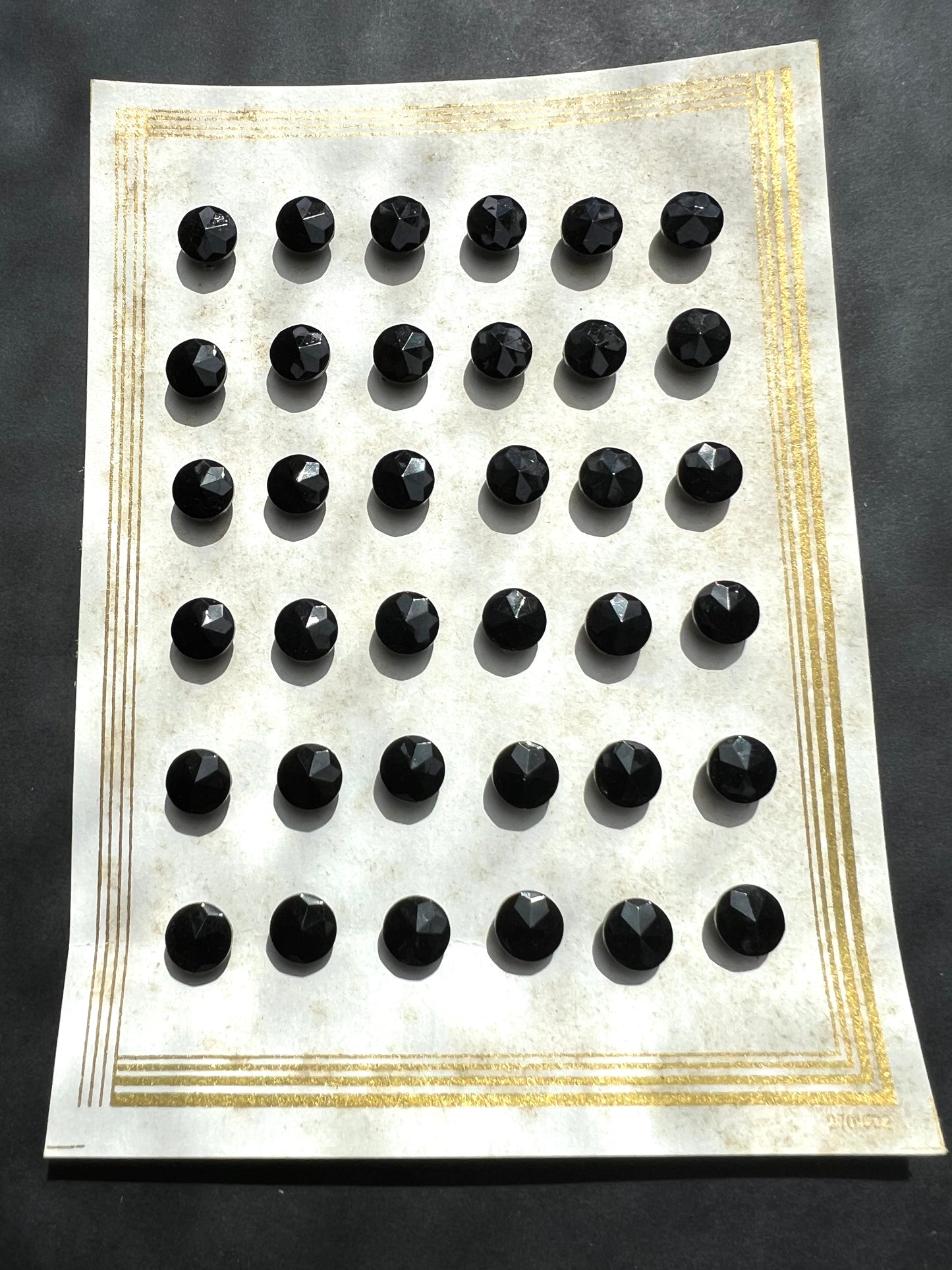 36 Wonderfully Sparkly 9mm Black Vintage Cut Glass Buttons