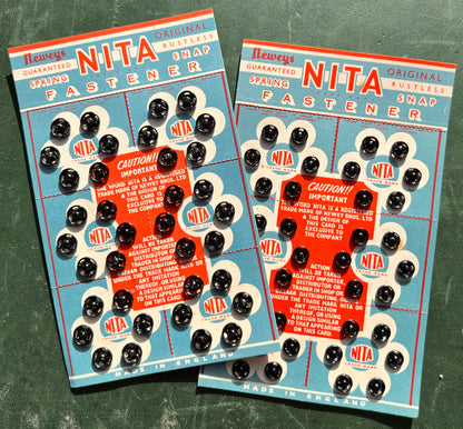 6 or 7mm Black NITA RUSTLESS SPRING SNAP FASTENER /Press studs - 26 on Vintage Display Card