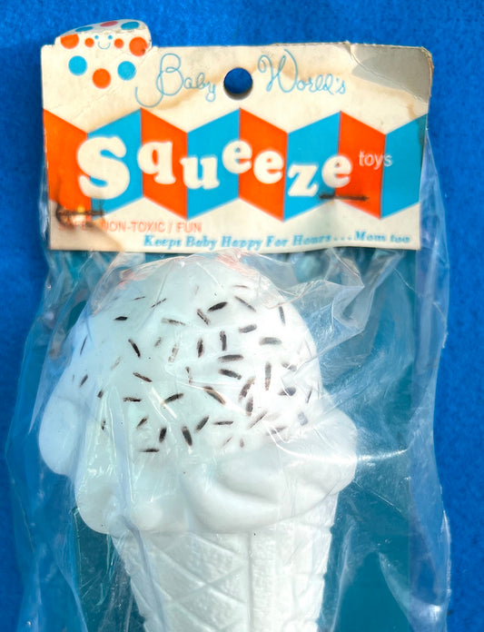 Delicious Vintage Squeaky Squeezy 18cm Ice Cream