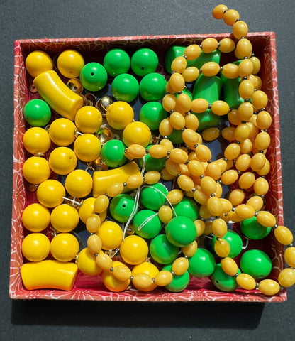 Job Lot of Vintage Plastic Beads