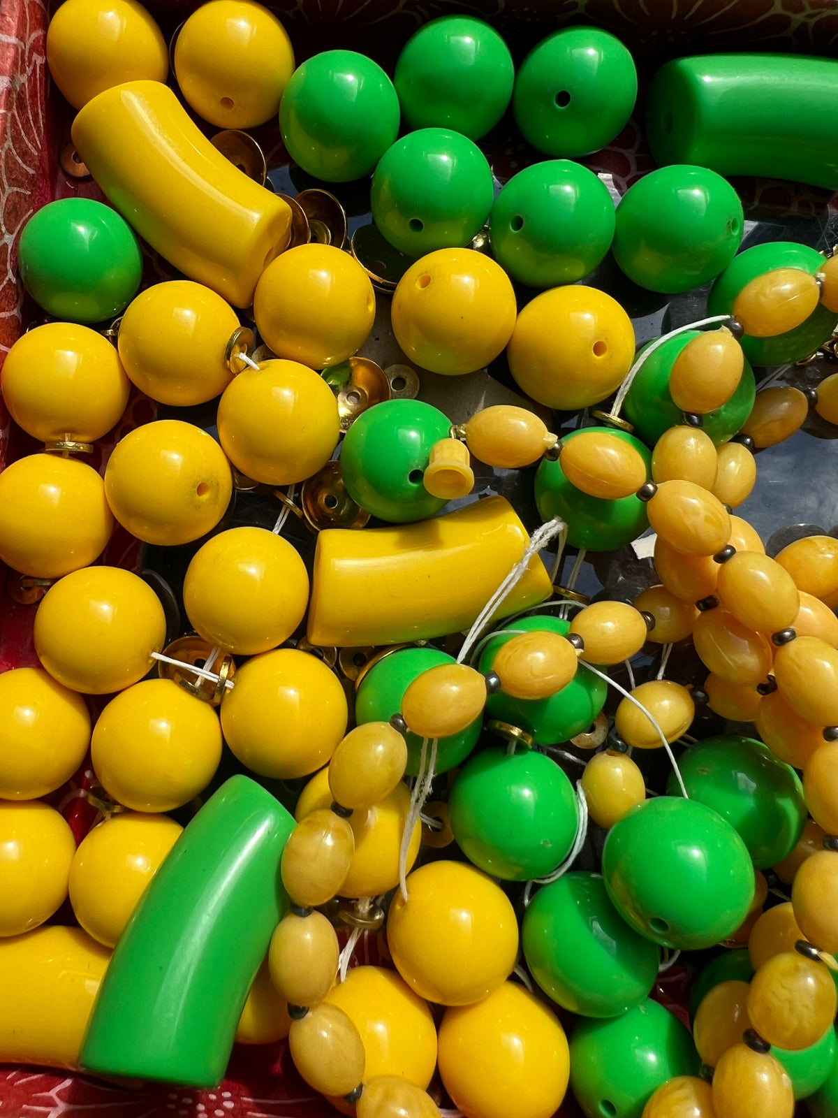 Job Lot of Vintage Plastic Beads