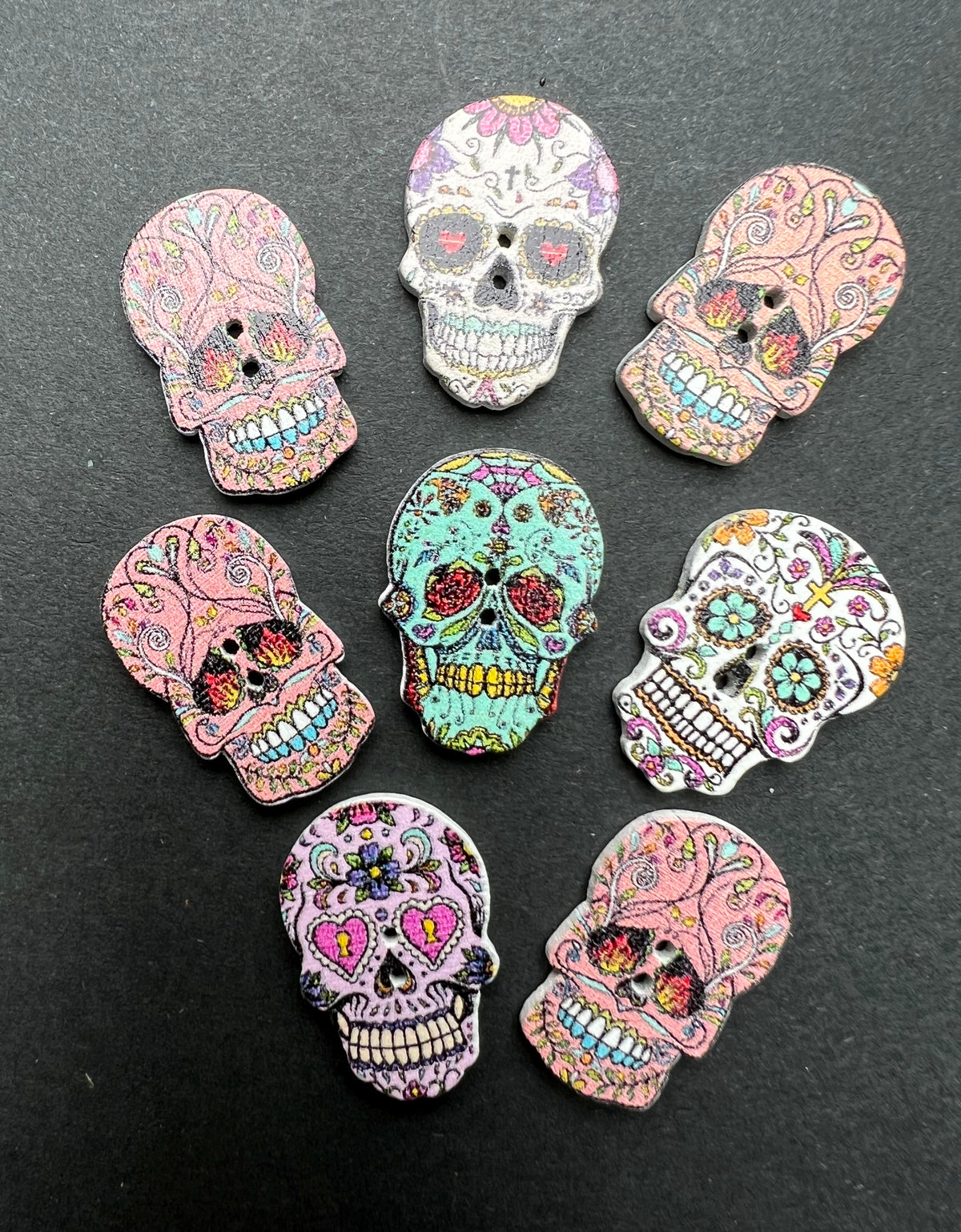 Job Lot of 8 or 20 Wooden Halloween Day of the Dead Skull Buttons