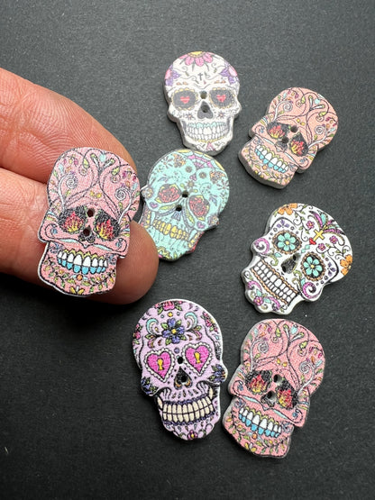 Job Lot of 8 or 20 Wooden Halloween Day of the Dead Skull Buttons