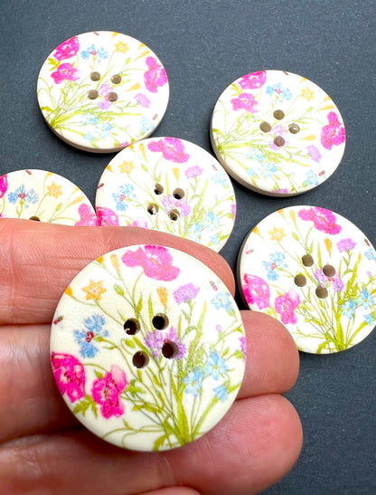 6 Big 3cm Wide Floral Wooden Buttons