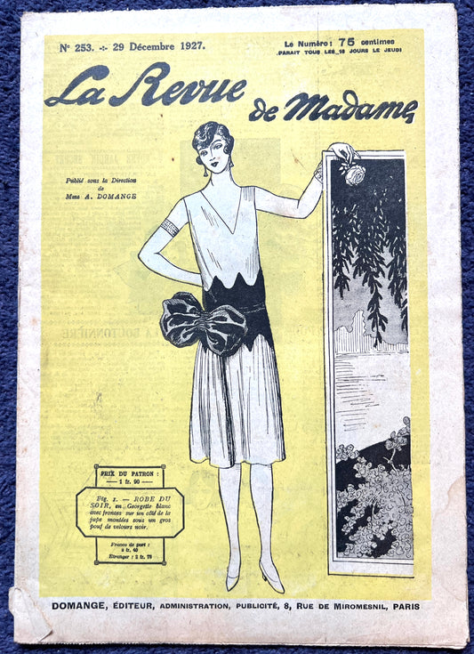 Lovely 1920s Fashions in this December 1927  La Revue de Madame