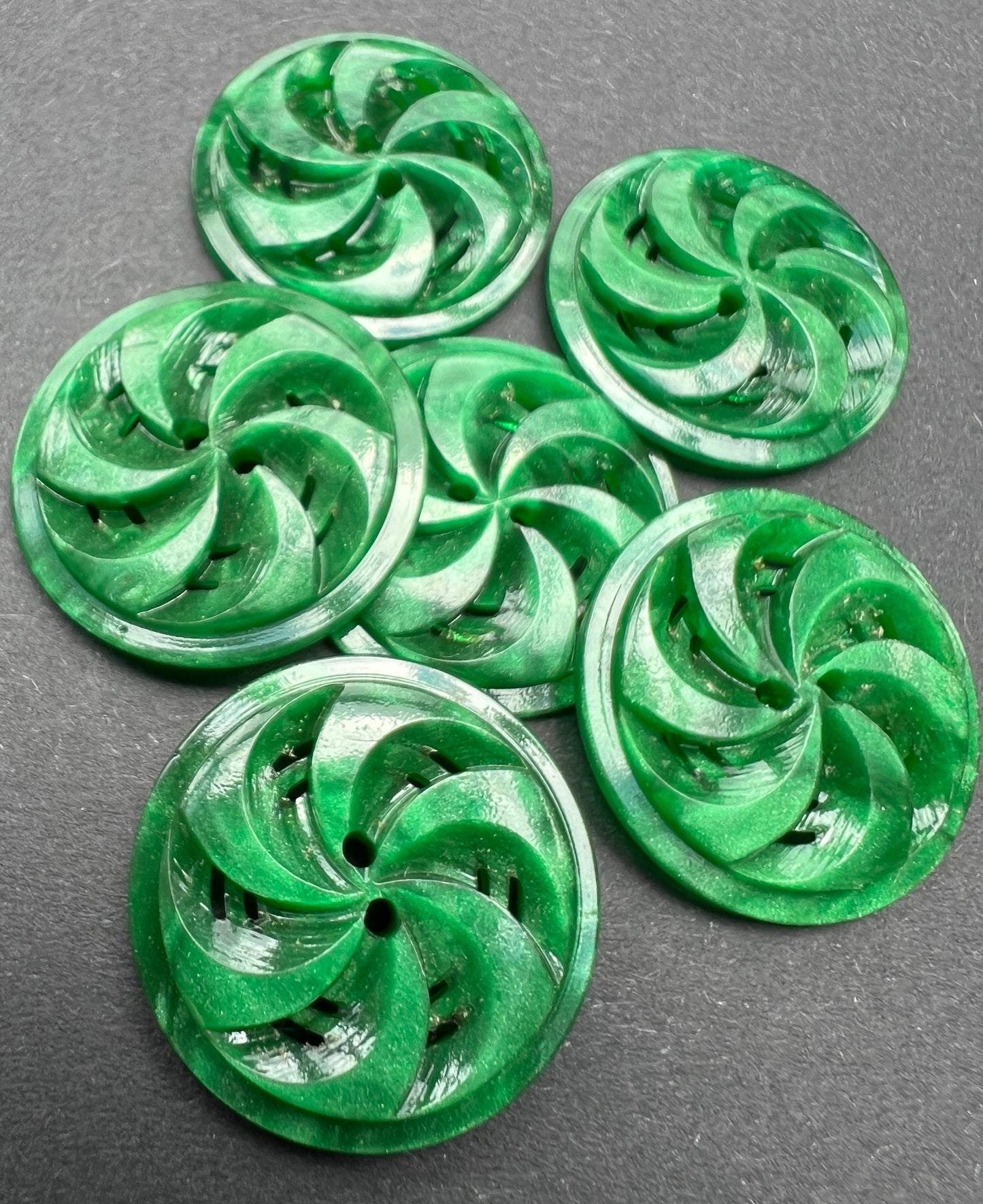 Intense Leaf Green Swirling  2.2cm or 1.7cm Vintage Buttons