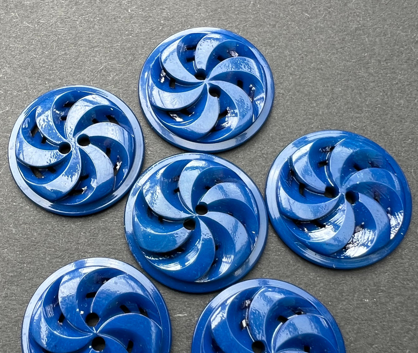 Confident Royal Blue Swirly Vintage 2.2cm or 1.7cm Buttons