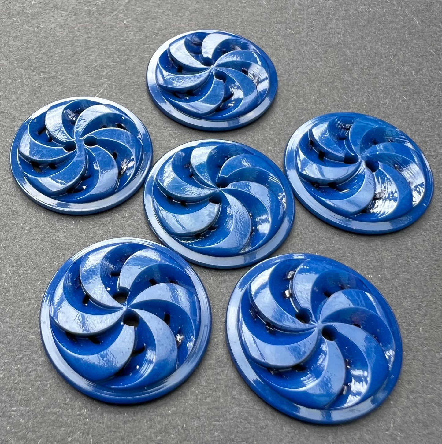 Confident Royal Blue Swirly Vintage 2.2cm or 1.7cm Buttons