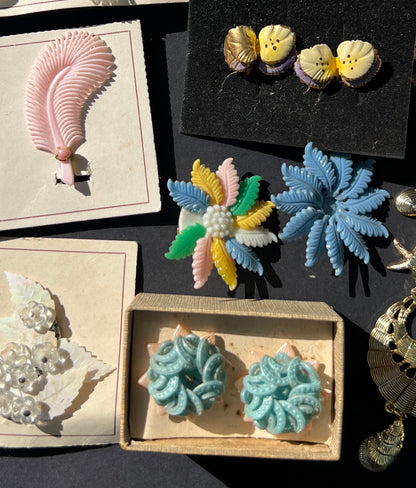 Job Lot of Vintage Clip On Earrings for Repair or Repurposing