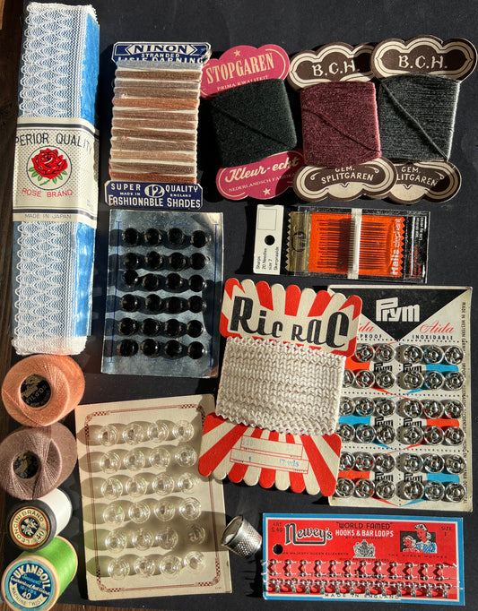 16 Vintage Stocking Fillers/ Secret Santa/ Presents for People that Sew