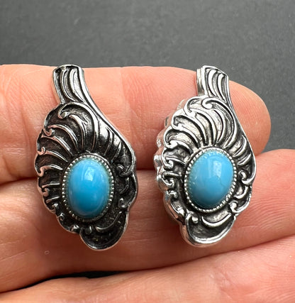 Mid Century Turquoise Clip On Earrings