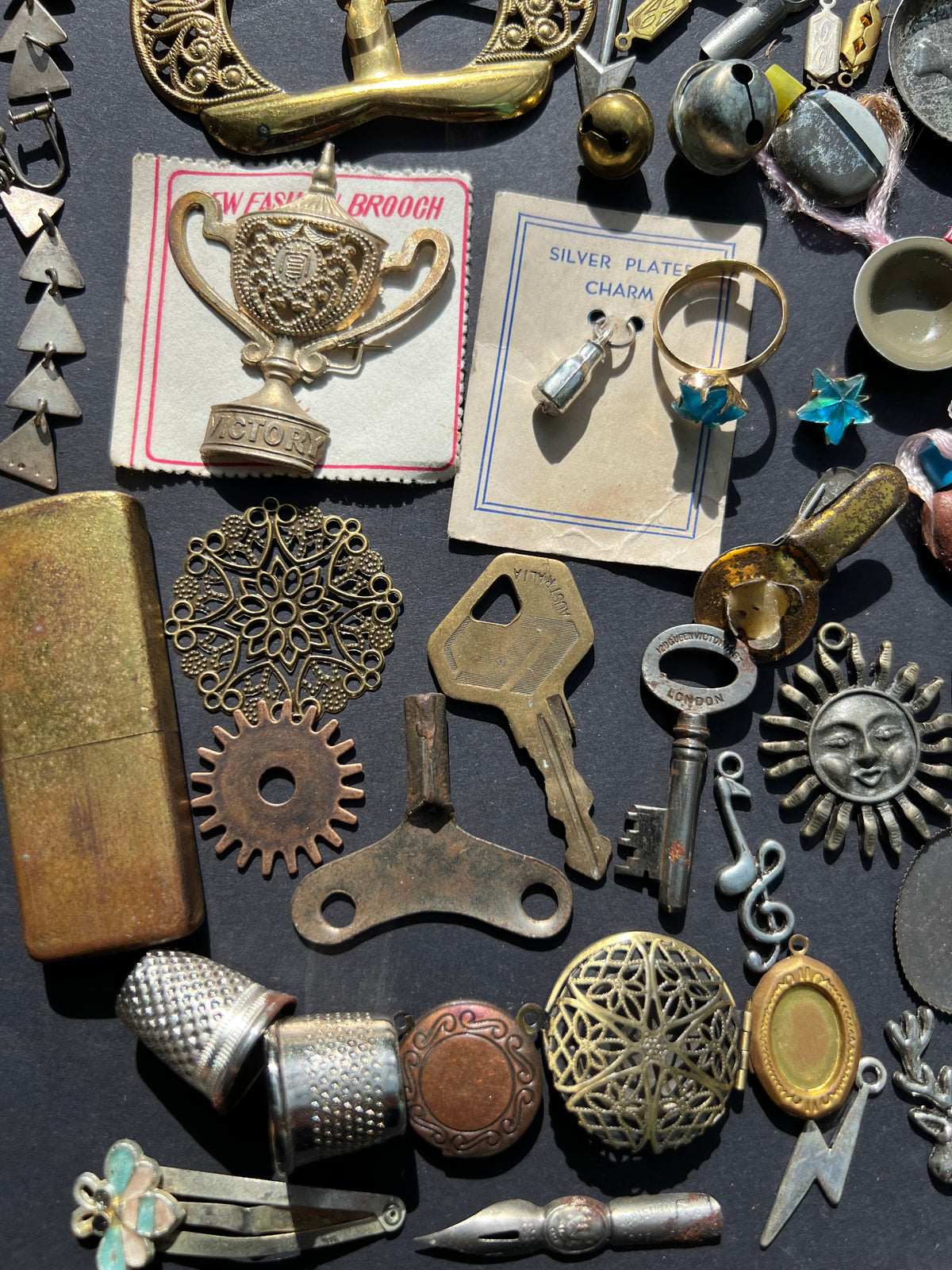 Job Lot of Very assorted Metal Bits and Pieces