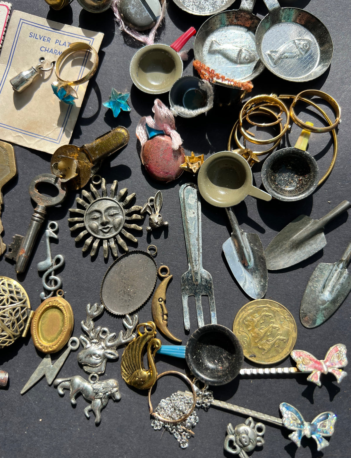 Job Lot of Very assorted Metal Bits and Pieces