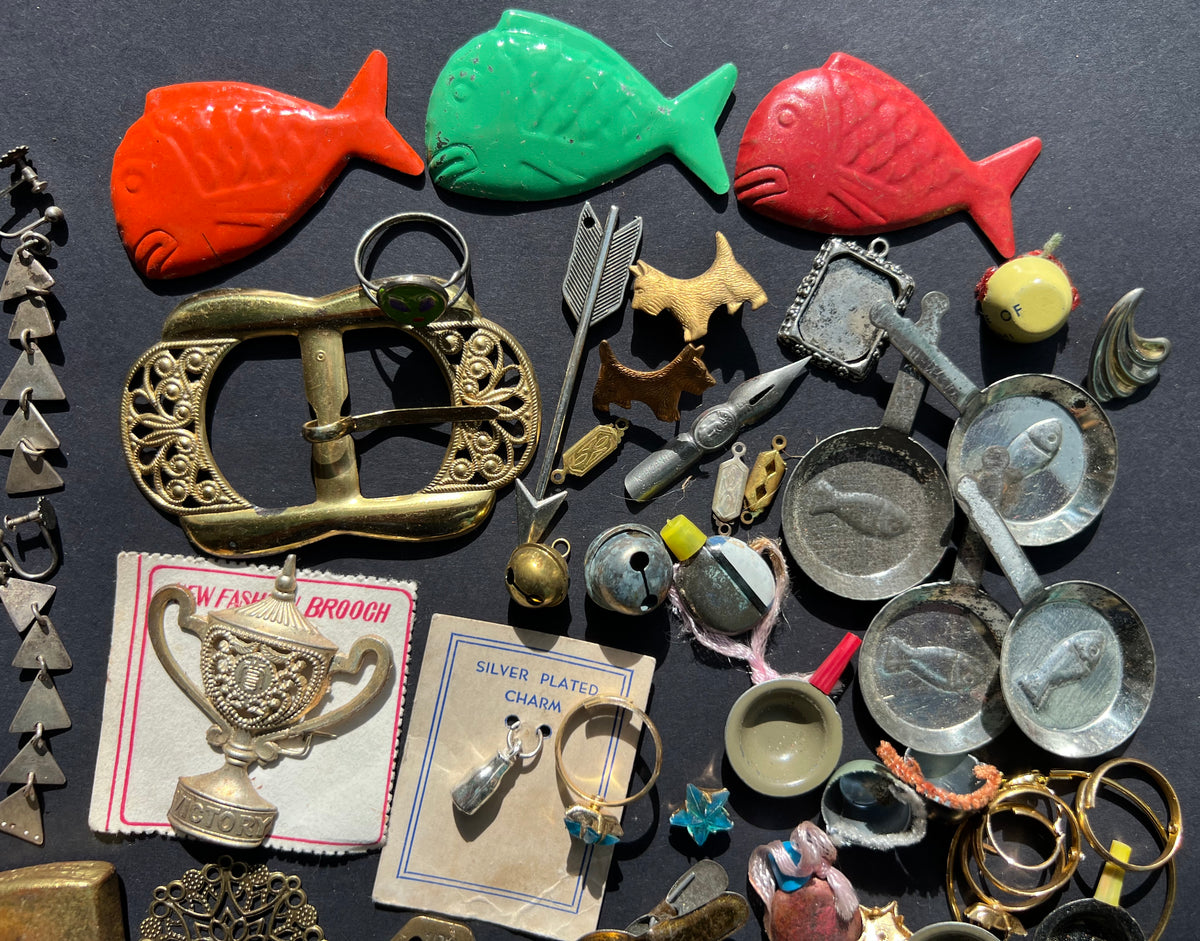 Job Lot of Very assorted Metal Bits and Pieces
