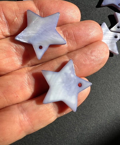 10 Lilac Mother of Pearl 2.5cm Stars - Earrings, Necklaces, Christmas Tree Decorations ?